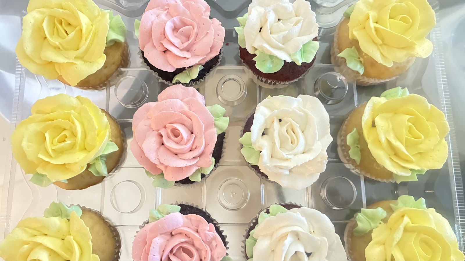 Amy’s Custom Cupcakes