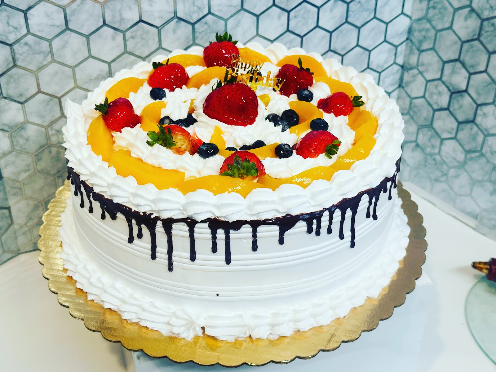 Delicias Latina Cake Studio ONLINE Bakery. All preordered to pick up in store. Place orders on line at www.deliciaslatina.com